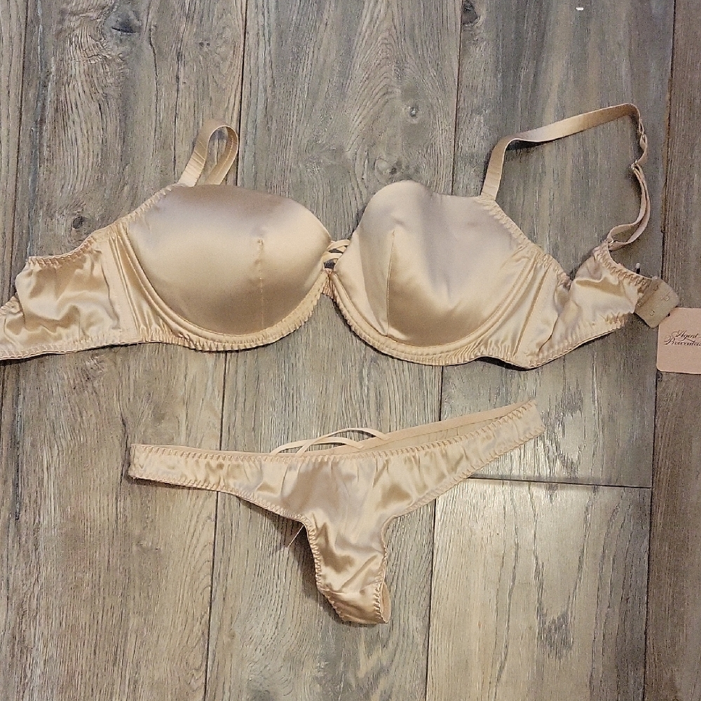 Agent Provocateur Zsi-zsi Bra And Thong Set